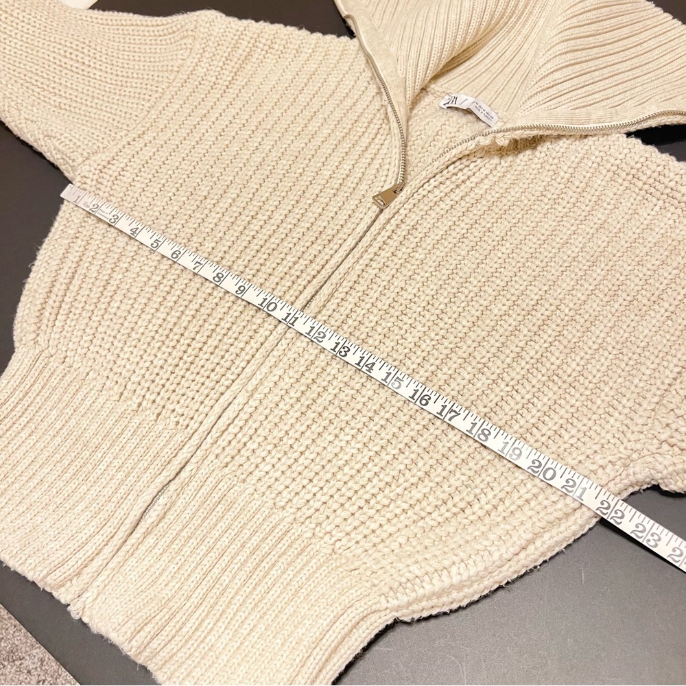 Zara high neck zipp up cardigan sweater, high neck chunky knit, cream, size M - Picture 3 of 11
